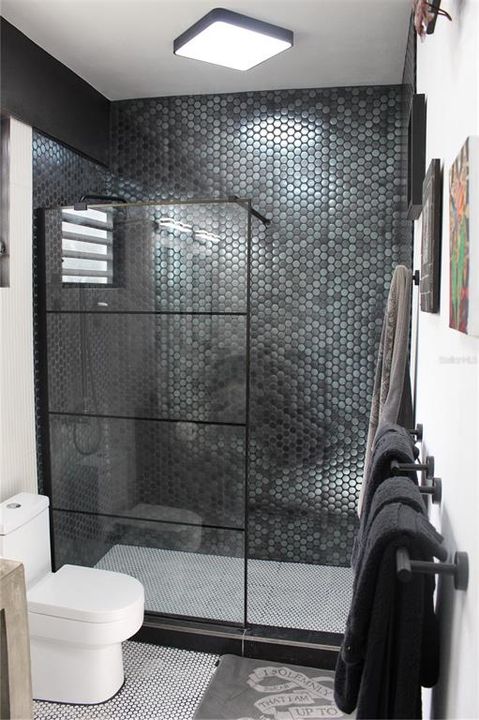 For Sale: $779,000 (2 beds, 3 baths, 2000 Square Feet)