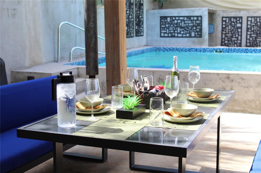 For Sale: $779,000 (2 beds, 3 baths, 2000 Square Feet)