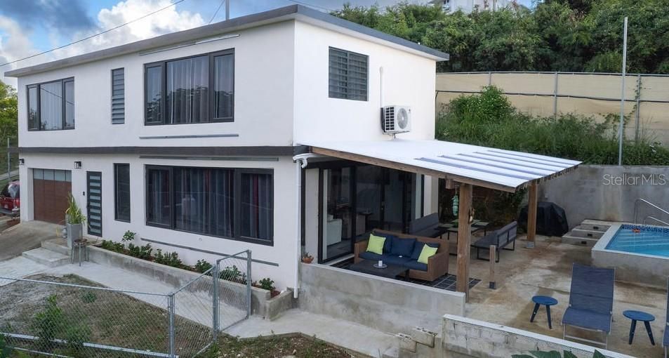 For Sale: $779,000 (2 beds, 3 baths, 2000 Square Feet)