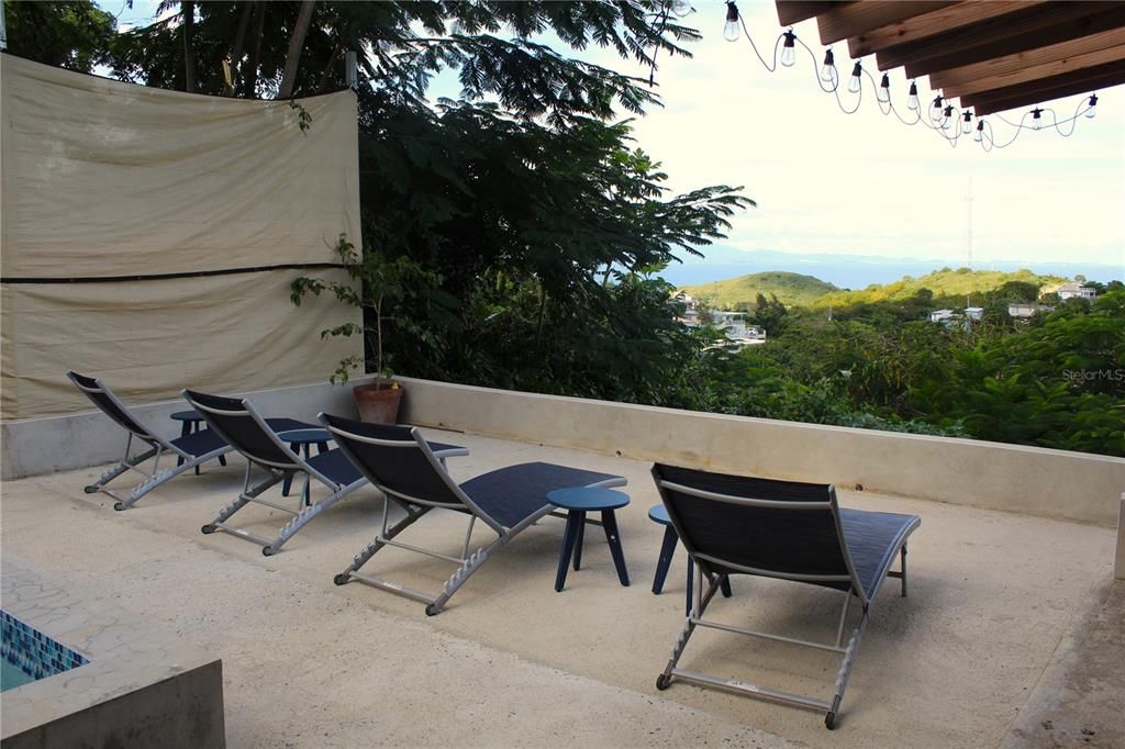 For Sale: $779,000 (2 beds, 3 baths, 2000 Square Feet)