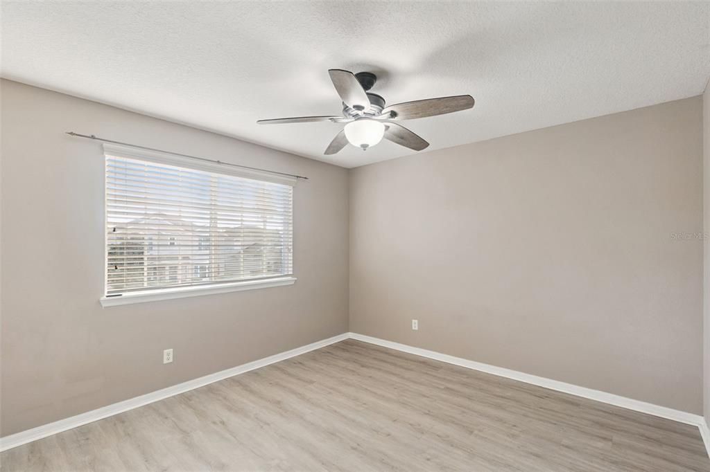 В аренду: $3,500 (5 спален, 3 ванн, 2212 Квадратных фут)