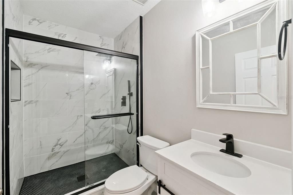 В аренду: $3,500 (5 спален, 3 ванн, 2212 Квадратных фут)