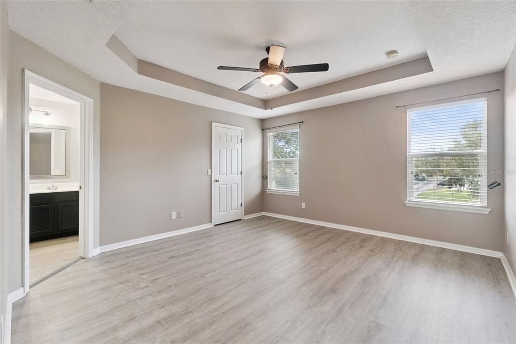 В аренду: $3,500 (5 спален, 3 ванн, 2212 Квадратных фут)