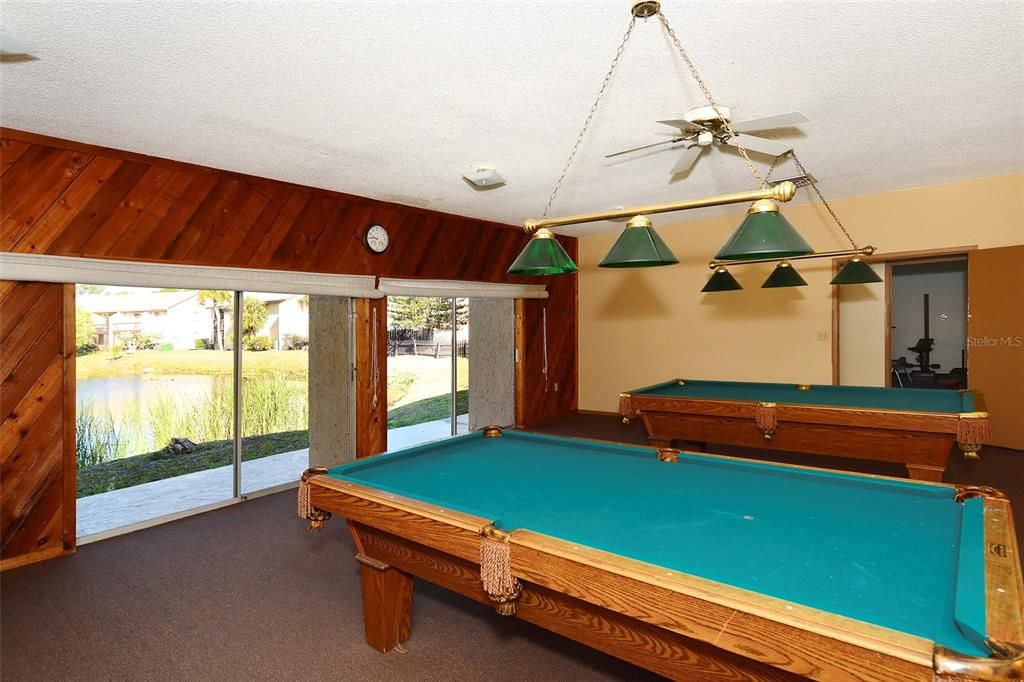 For Sale: $135,000 (2 beds, 1 baths, 912 Square Feet)