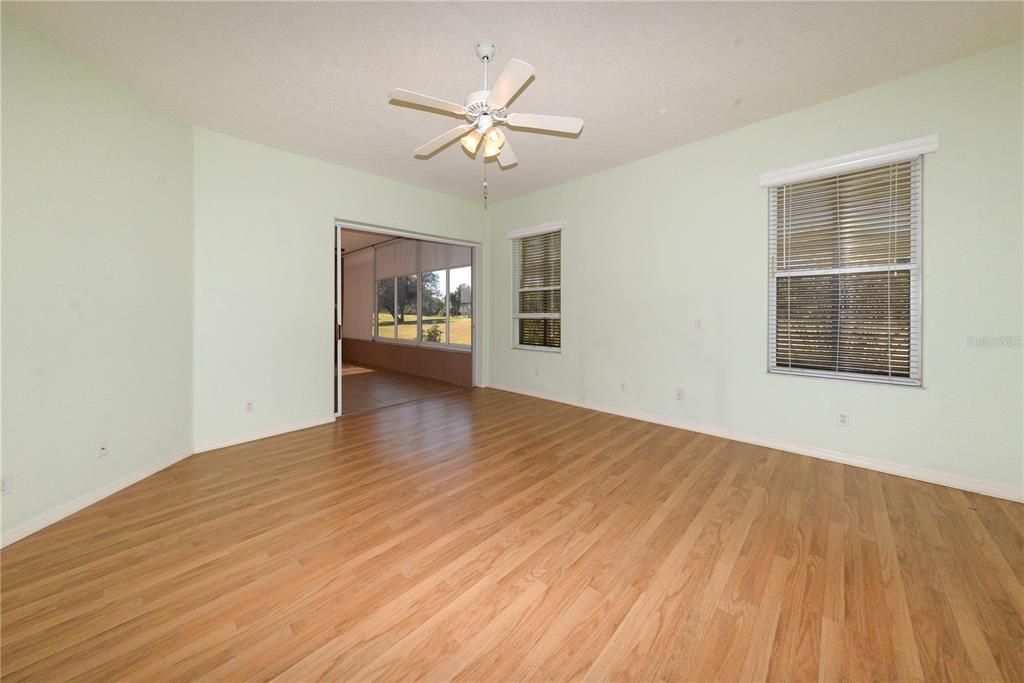 For Sale: $349,000 (3 beds, 2 baths, 1975 Square Feet)