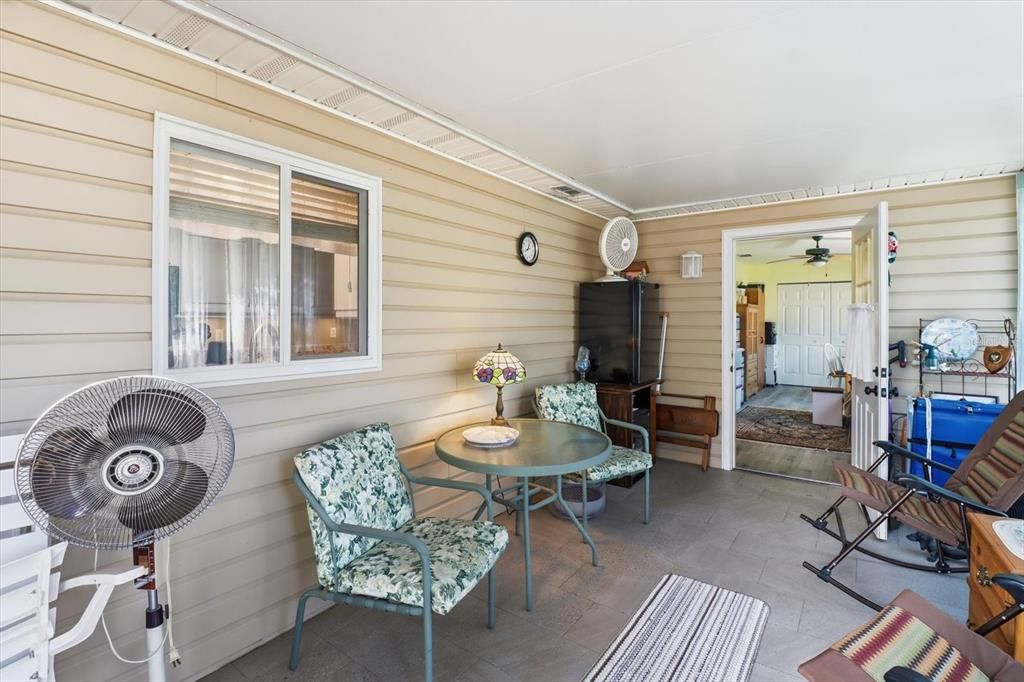 На продажу: $275,000 (2 спален, 2 ванн, 1664 Квадратных фут)