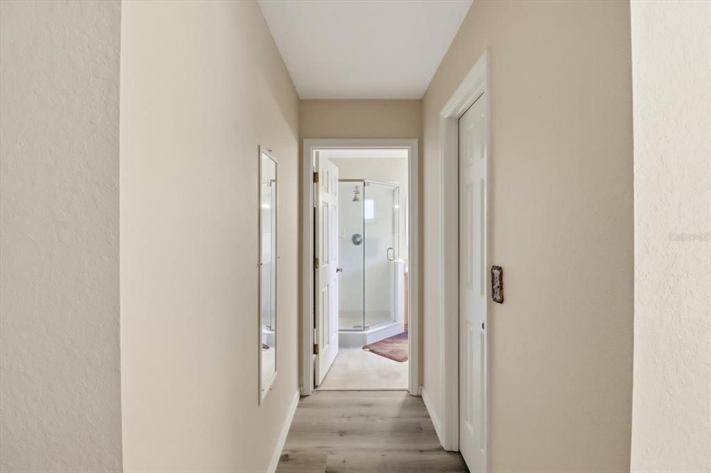 На продажу: $275,000 (2 спален, 2 ванн, 1664 Квадратных фут)