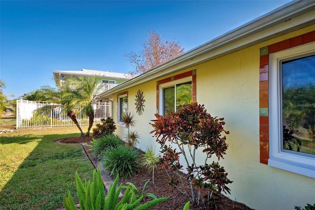 For Sale: $369,000 (3 beds, 2 baths, 1454 Square Feet)