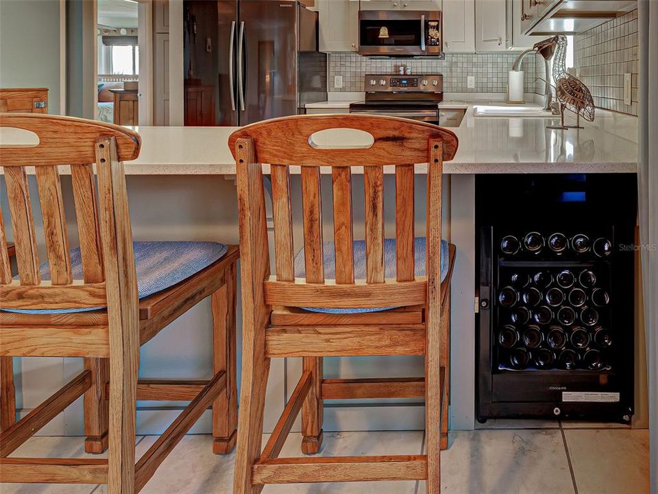 For Sale: $369,000 (3 beds, 2 baths, 1454 Square Feet)