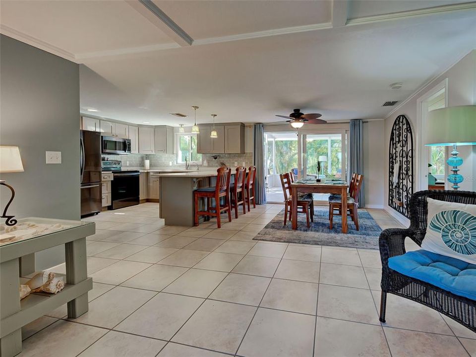 For Sale: $369,000 (3 beds, 2 baths, 1454 Square Feet)