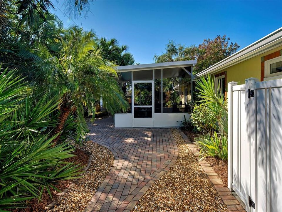 For Sale: $369,000 (3 beds, 2 baths, 1454 Square Feet)