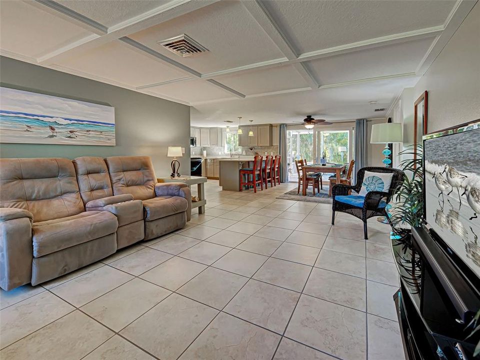 For Sale: $369,000 (3 beds, 2 baths, 1454 Square Feet)