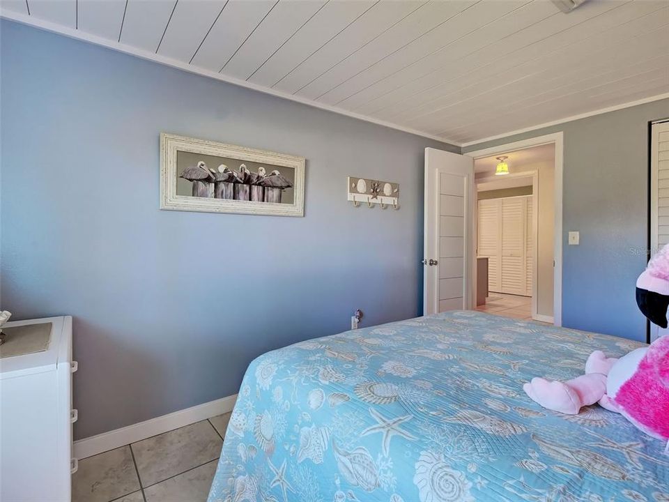 For Sale: $369,000 (3 beds, 2 baths, 1454 Square Feet)