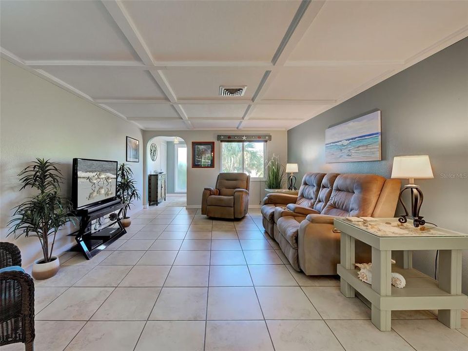 For Sale: $369,000 (3 beds, 2 baths, 1454 Square Feet)