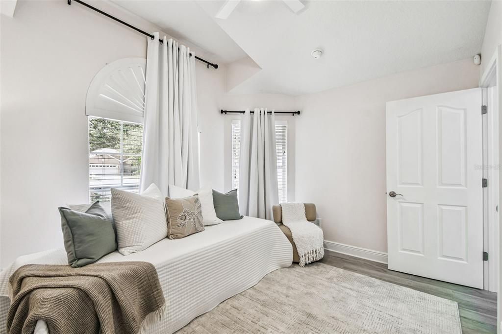 В аренду: $2,950 (3 спален, 2 ванн, 1549 Квадратных фут)