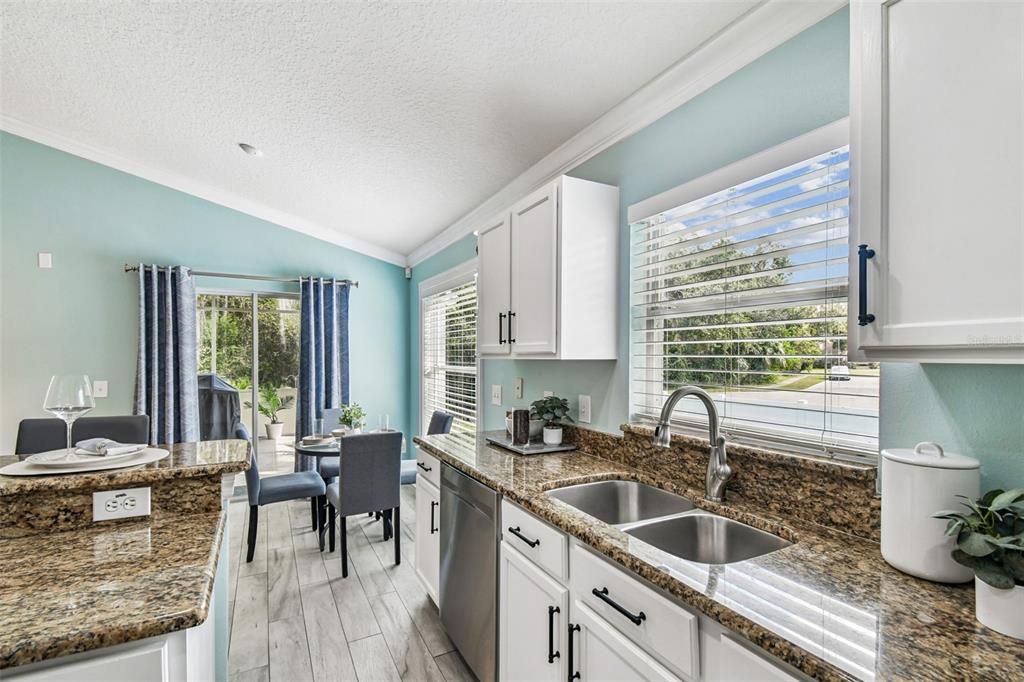 В аренду: $2,950 (3 спален, 2 ванн, 1549 Квадратных фут)