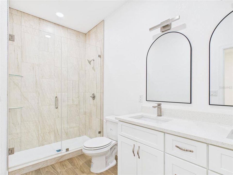 For Sale: $329,900 (4 beds, 3 baths, 1800 Square Feet)