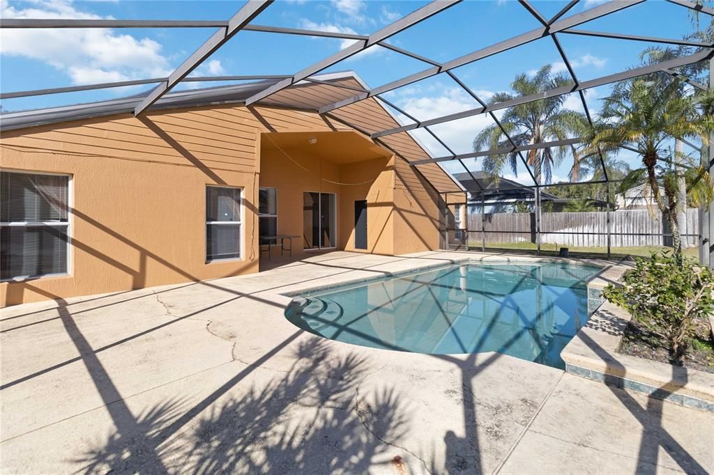 На продажу: $485,000 (4 спален, 2 ванн, 2056 Квадратных фут)