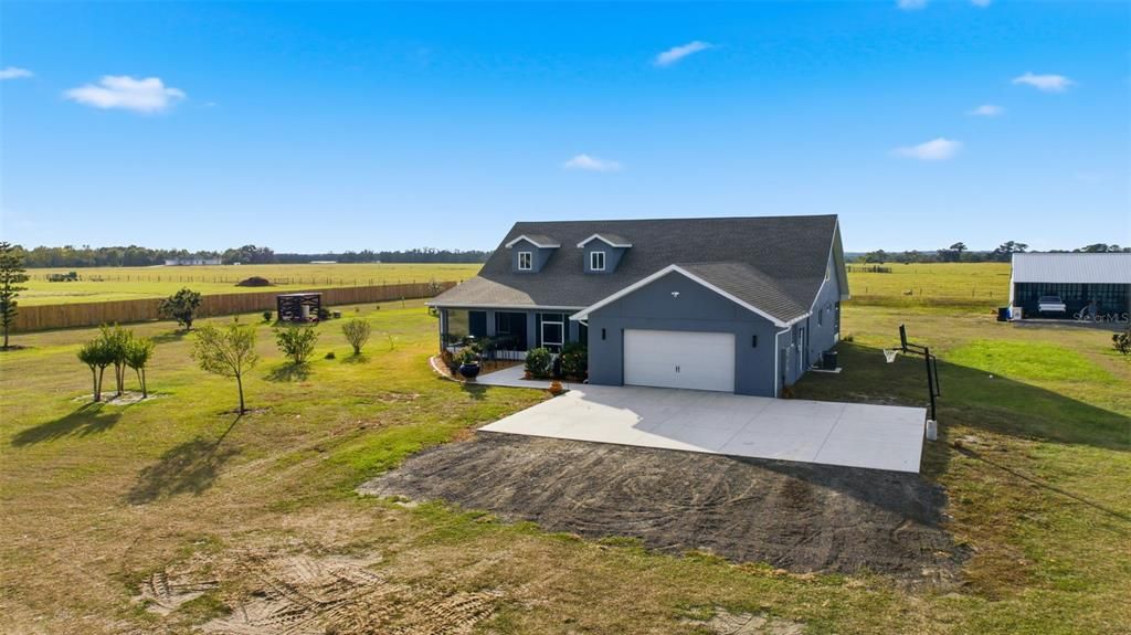 For Sale: $1,799,000 (5 beds, 4 baths, 3382 Square Feet)