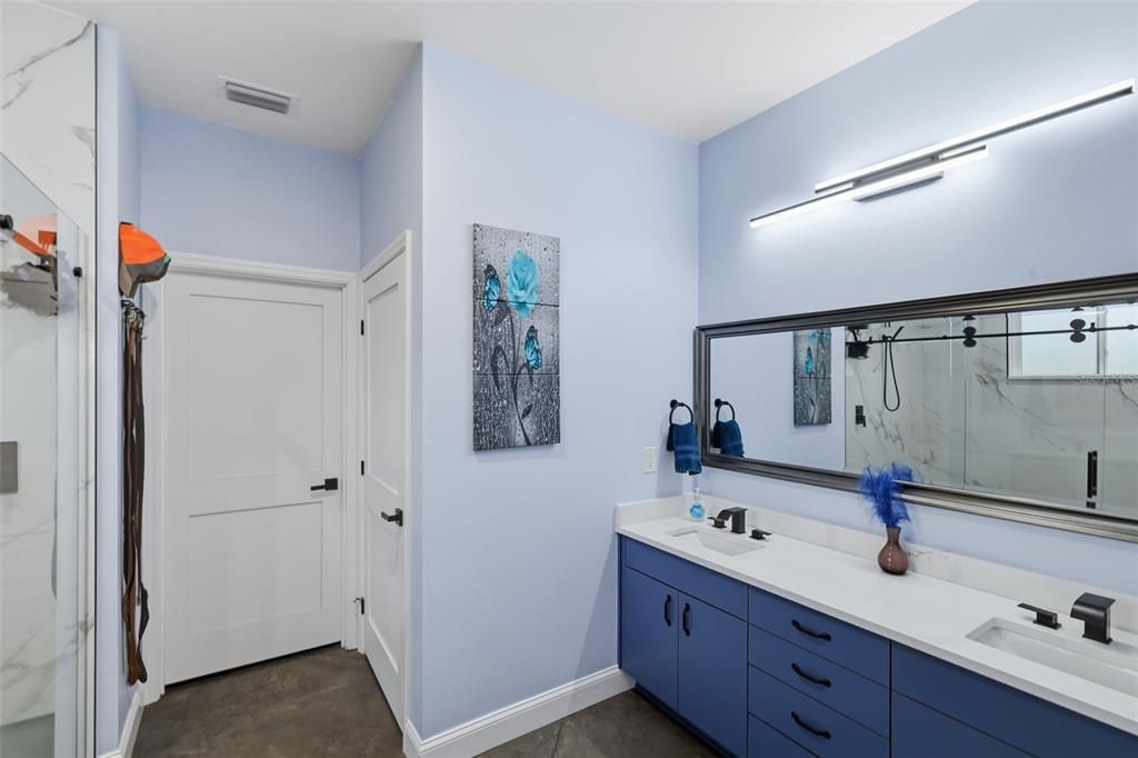 For Sale: $1,799,000 (5 beds, 4 baths, 3382 Square Feet)