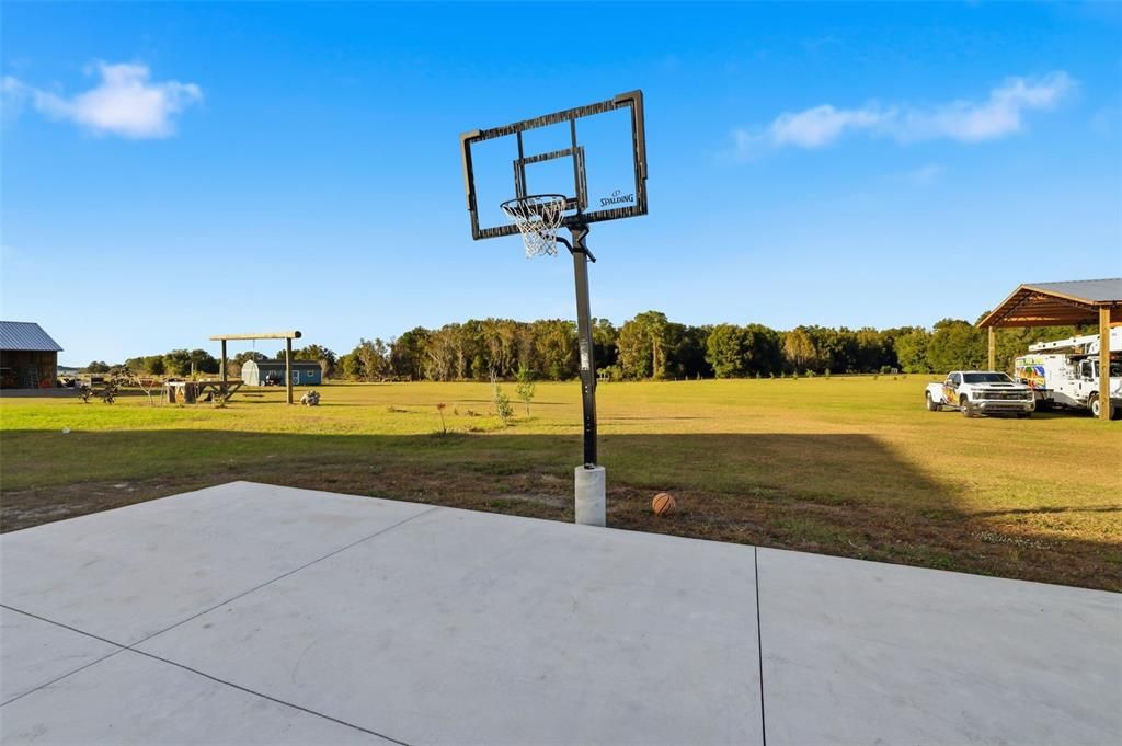 For Sale: $1,799,000 (5 beds, 4 baths, 3382 Square Feet)