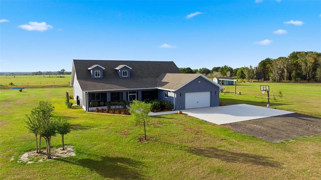 For Sale: $1,799,000 (5 beds, 4 baths, 3382 Square Feet)