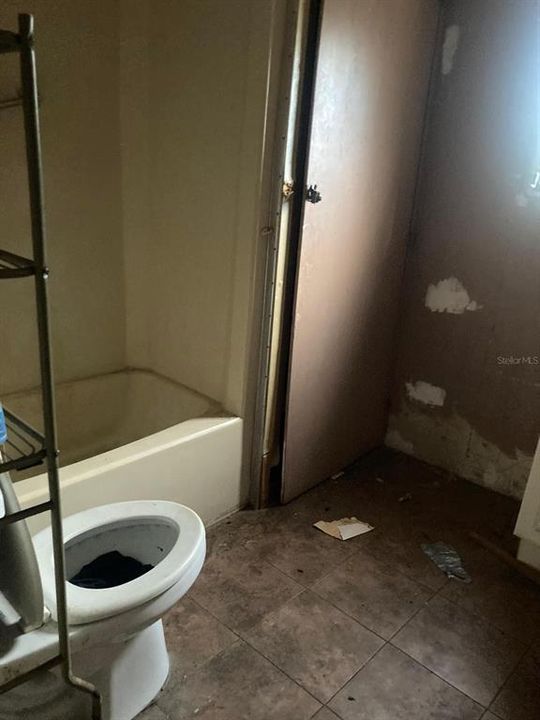 For Sale: $119,000 (2 beds, 2 baths, 1288 Square Feet)