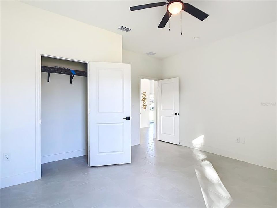 For Sale: $369,900 (4 beds, 2 baths, 1773 Square Feet)