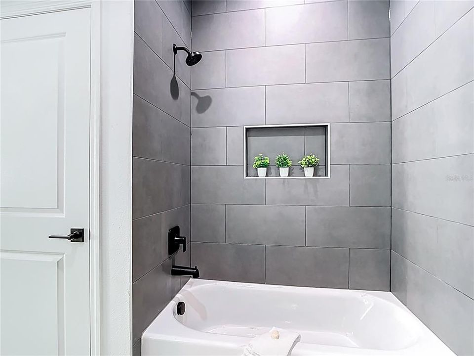 For Sale: $369,900 (4 beds, 2 baths, 1773 Square Feet)