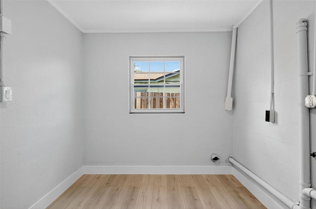 На продажу: $374,900 (3 спален, 2 ванн, 1155 Квадратных фут)