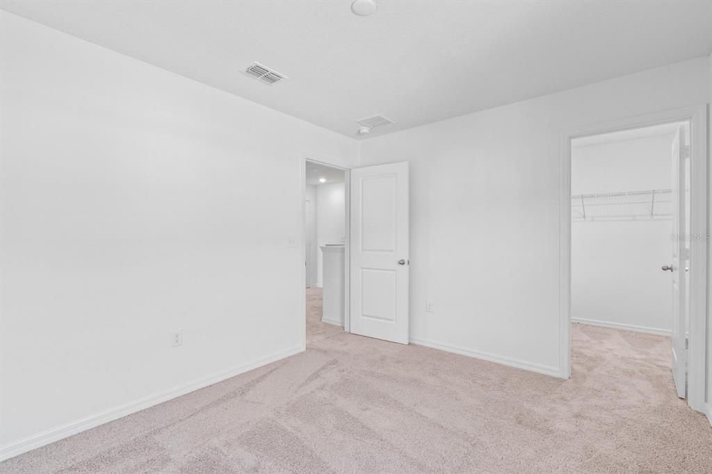 В аренду: $2,250 (3 спален, 2 ванн, 1685 Квадратных фут)