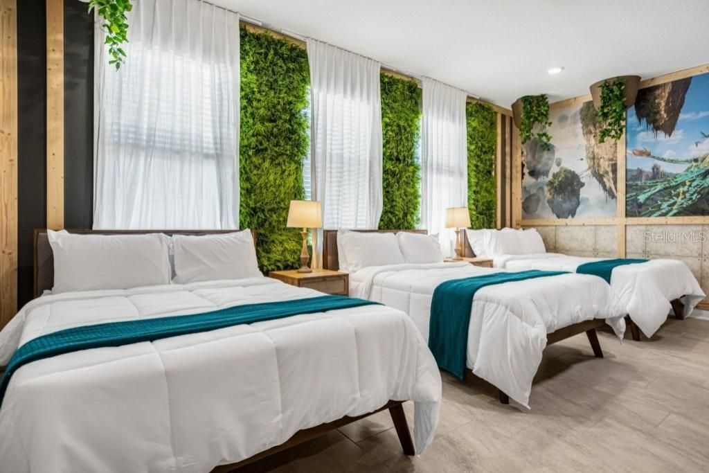 待售: $790,000 (6 贝兹, 6 浴室, 3843 平方英尺)