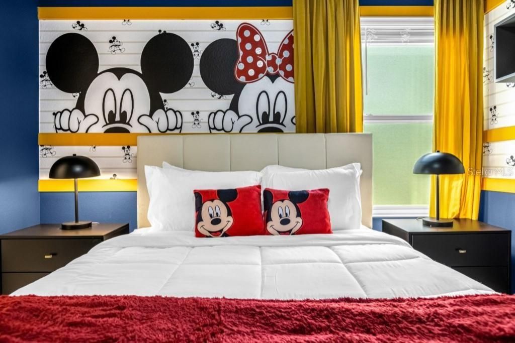 待售: $790,000 (6 贝兹, 6 浴室, 3843 平方英尺)