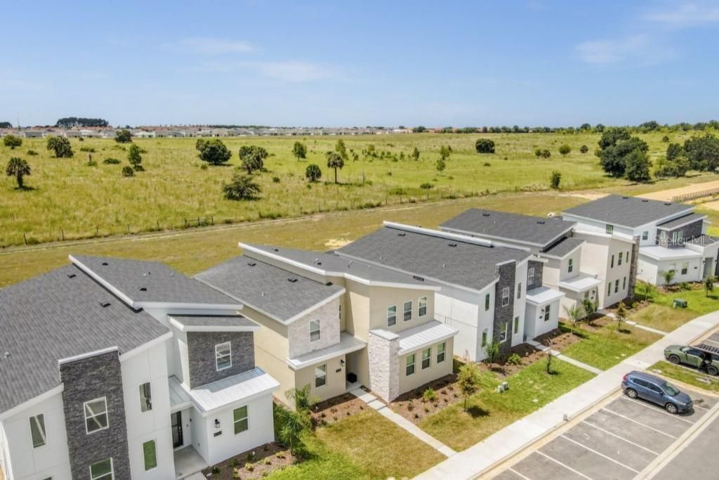 待售: $790,000 (6 贝兹, 6 浴室, 3843 平方英尺)