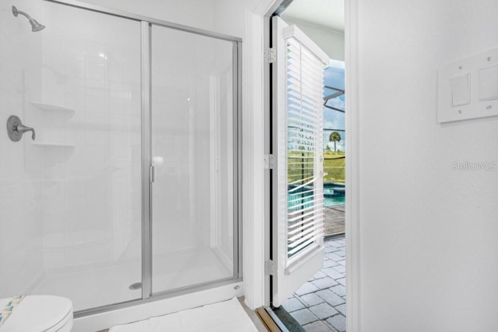 待售: $790,000 (6 贝兹, 6 浴室, 3843 平方英尺)