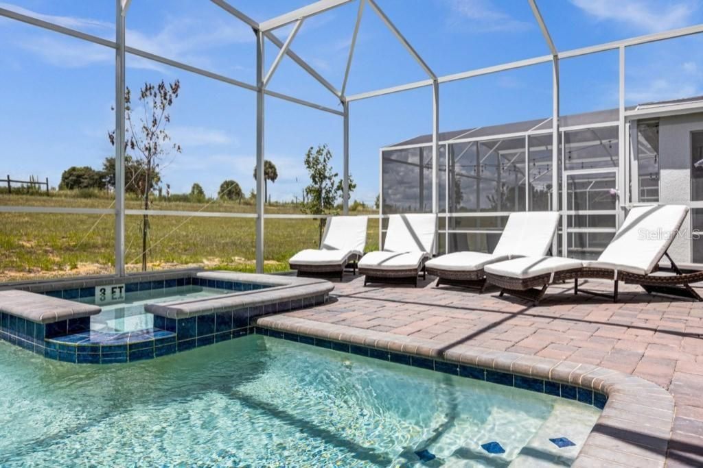 待售: $790,000 (6 贝兹, 6 浴室, 3843 平方英尺)