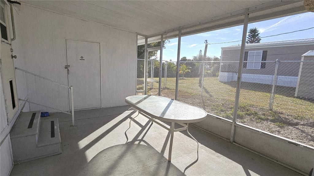 В аренду: $1,225 (2 спален, 2 ванн, 720 Квадратных фут)