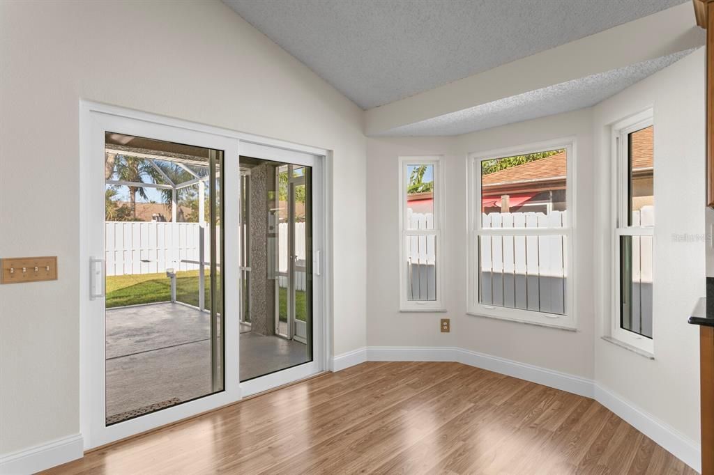 For Sale: $450,000 (3 beds, 2 baths, 1624 Square Feet)