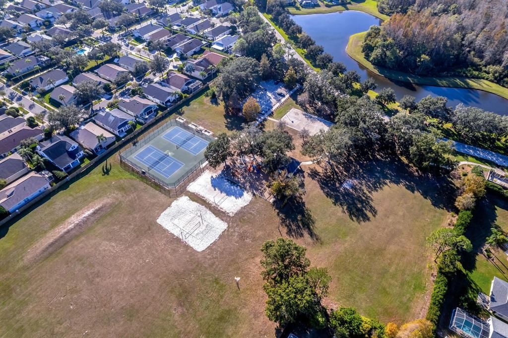 For Sale: $450,000 (3 beds, 2 baths, 1624 Square Feet)