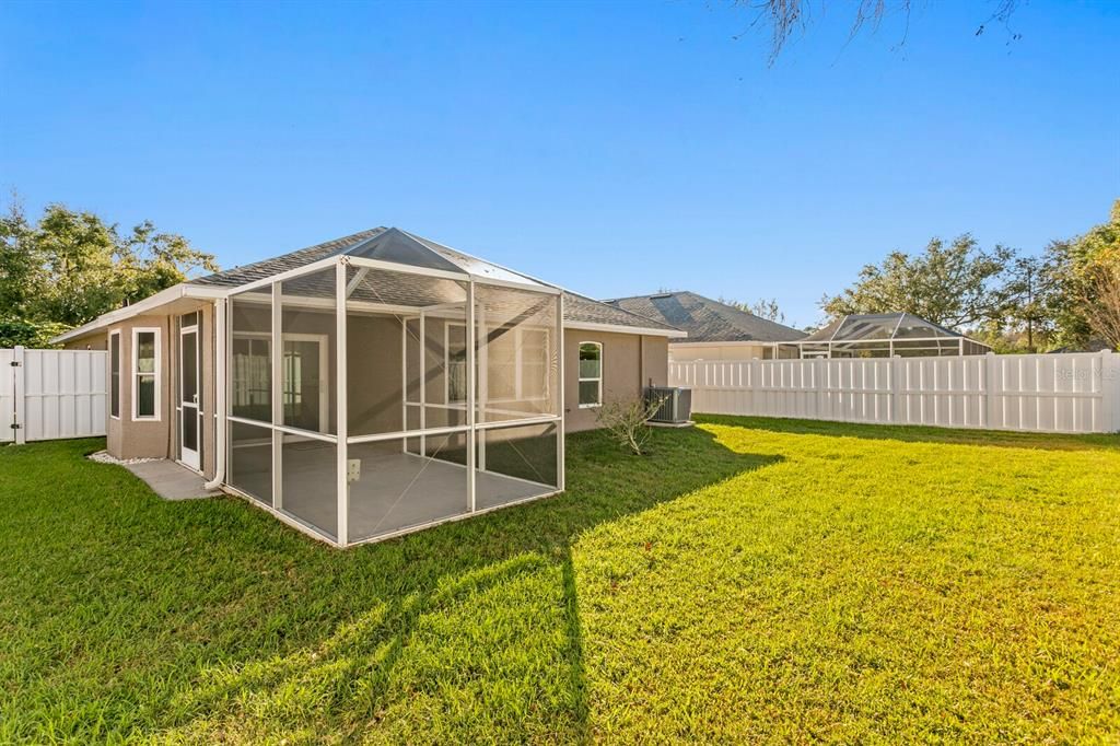 For Sale: $450,000 (3 beds, 2 baths, 1624 Square Feet)