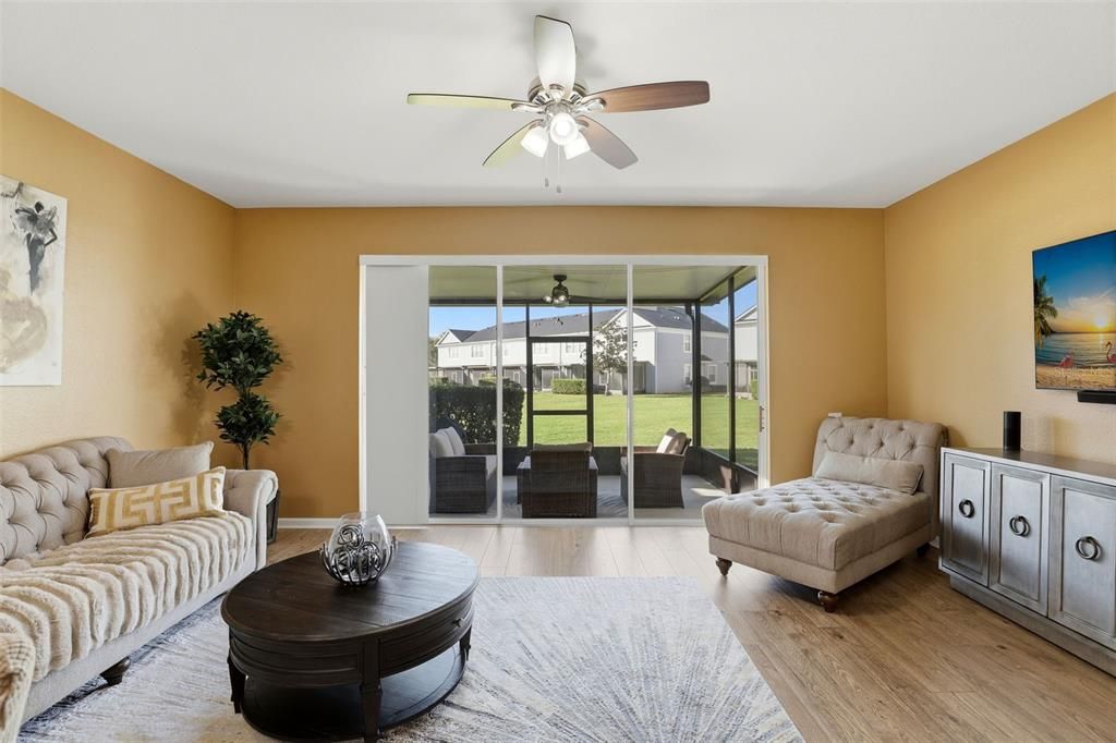 For Sale: $390,000 (3 beds, 2 baths, 1608 Square Feet)