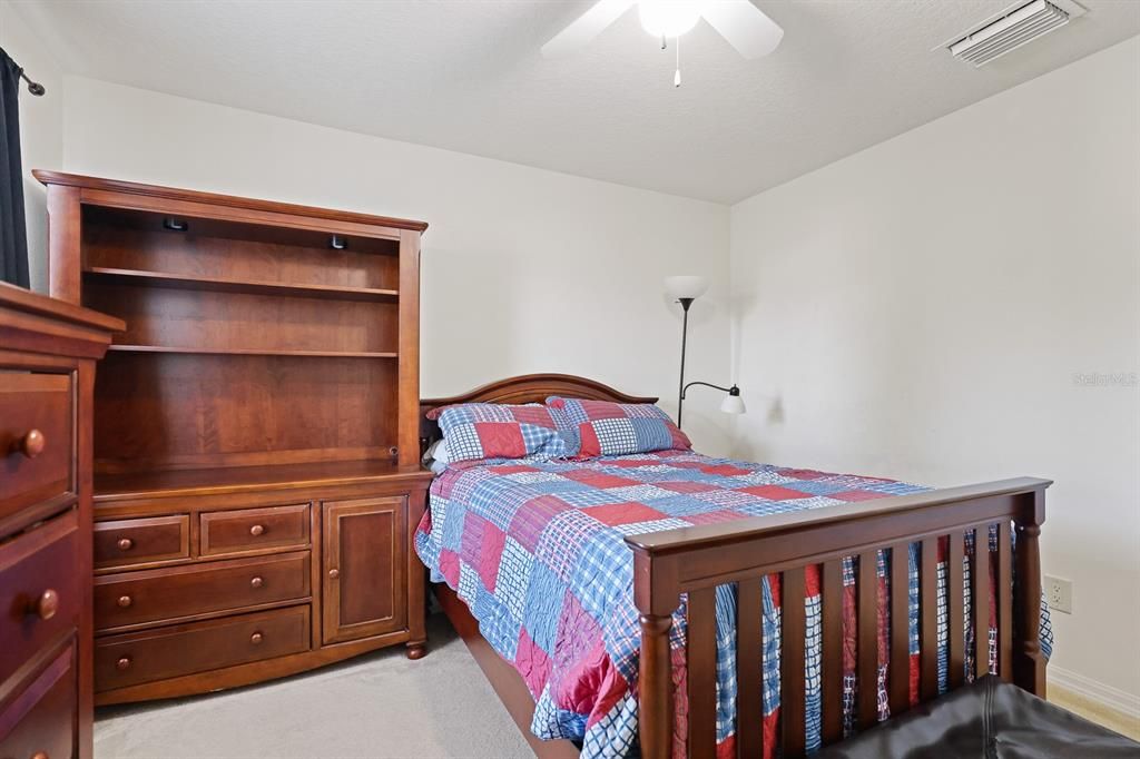 En Venta: $490,000 (4 camas, 2 baños, 2666 Pies cuadrados)