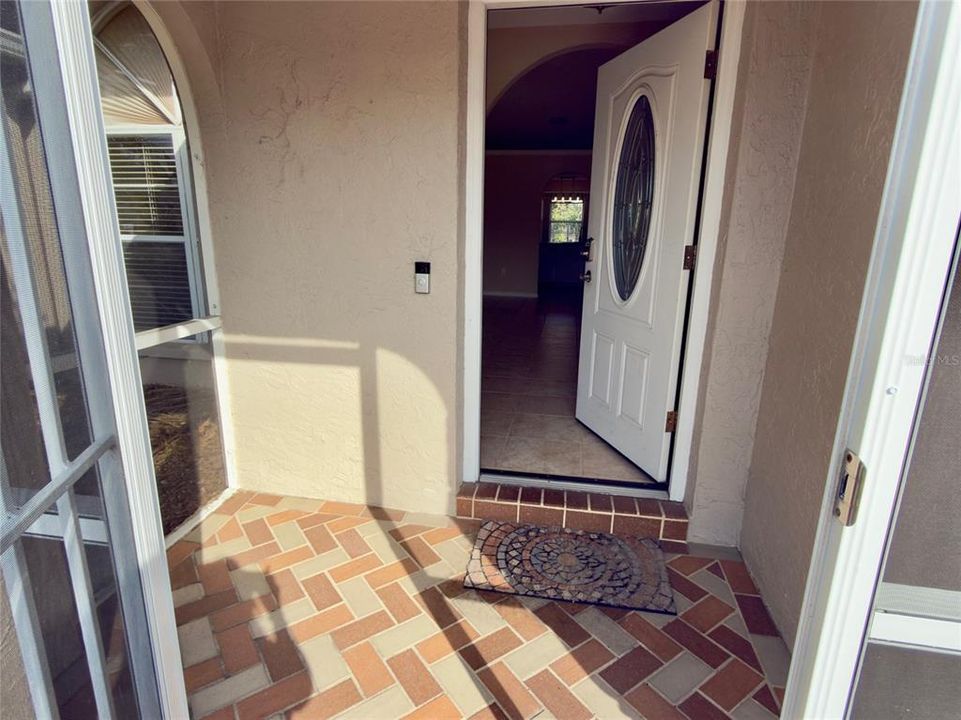 For Rent: $2,149 (2 beds, 2 baths, 1751 Square Feet)