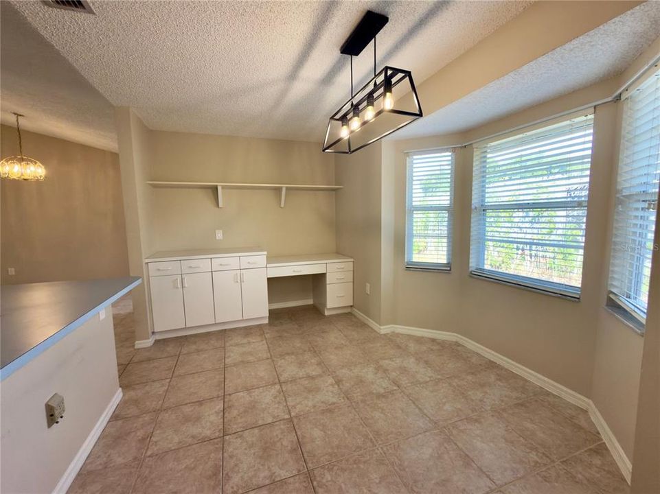 For Rent: $2,149 (2 beds, 2 baths, 1751 Square Feet)
