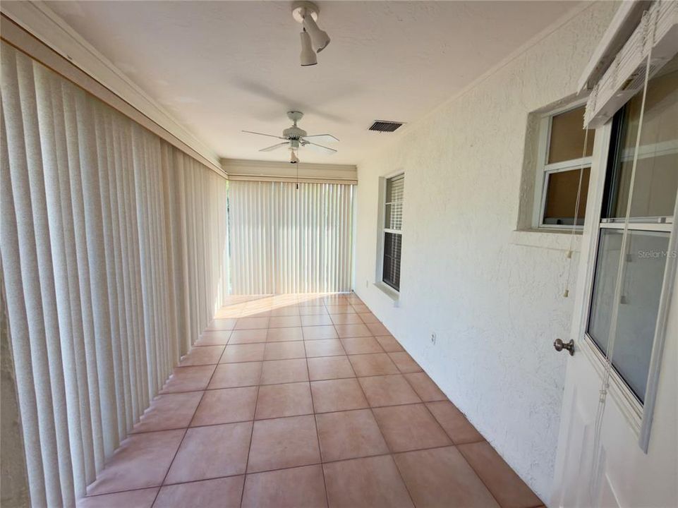 For Rent: $2,149 (2 beds, 2 baths, 1751 Square Feet)