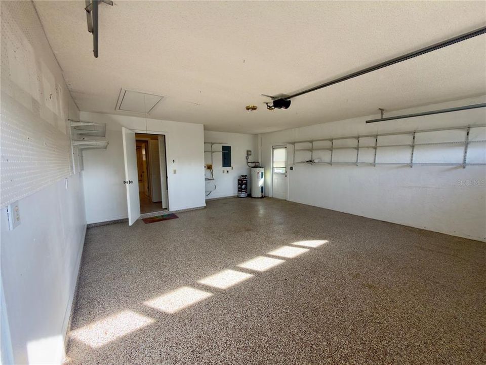 For Rent: $2,149 (2 beds, 2 baths, 1751 Square Feet)