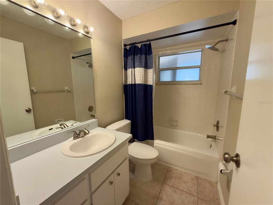 For Rent: $2,149 (2 beds, 2 baths, 1751 Square Feet)