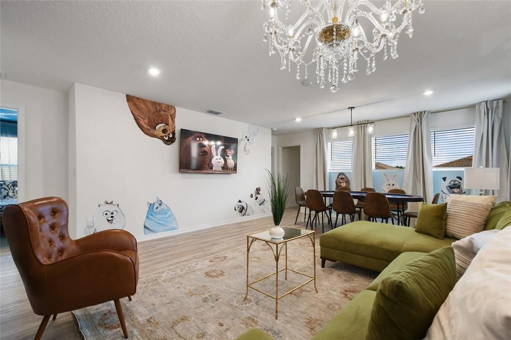 待售: $749,000 (7 贝兹, 6 浴室, 3533 平方英尺)