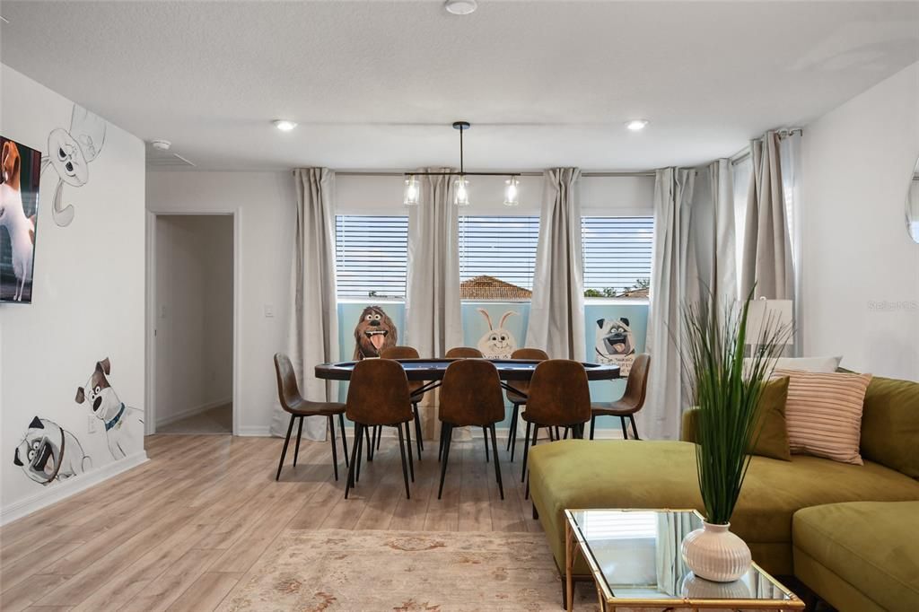 待售: $749,000 (7 贝兹, 6 浴室, 3533 平方英尺)