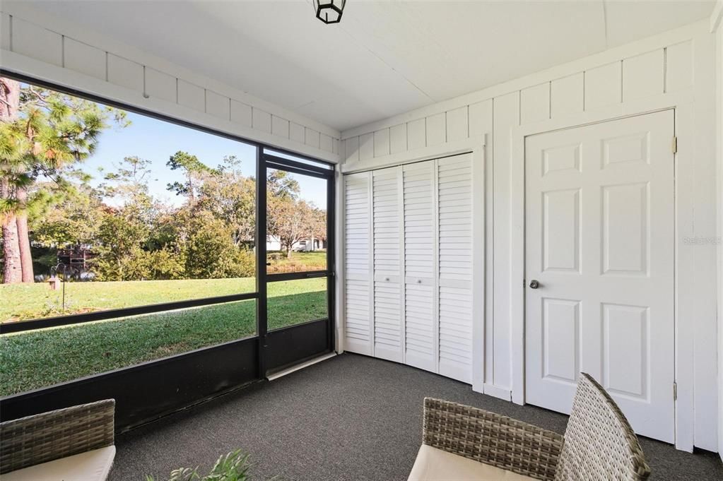 For Sale: $198,900 (2 beds, 2 baths, 1021 Square Feet)